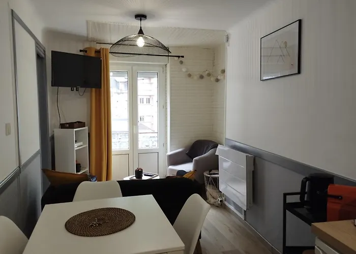 Cosy Hyper Centre De *