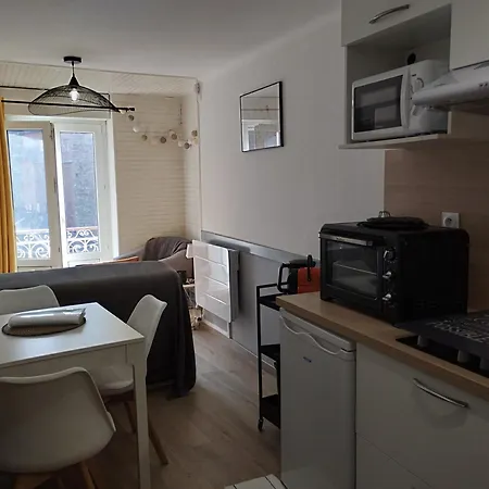 Cosy Hyper Centre De 코트레